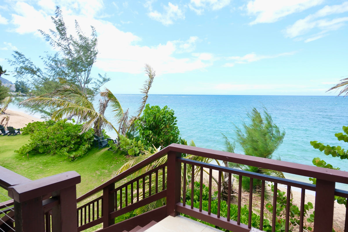 Romantic Beachfront Studio